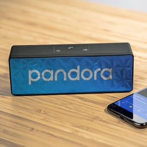 Rectangle wireless bluetooth speaker with pandora on the face