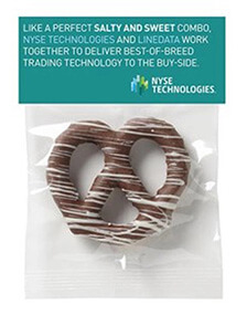 Chocolate-Covered-Pretzel-Knot