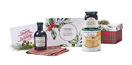 Stonewall-Kitchen-Holiday-Breakfast-Gift-Set