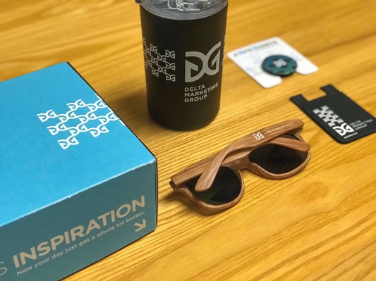 What is a logo gift set?