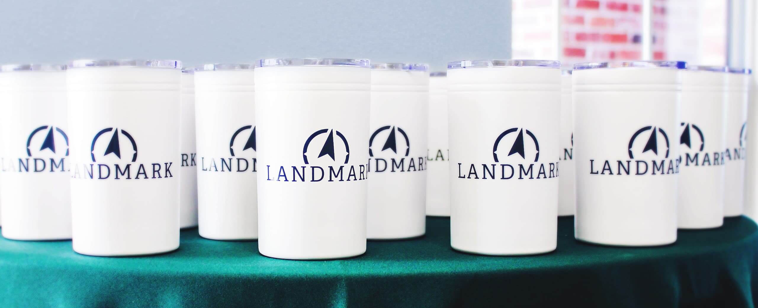 Landmark_tumblers